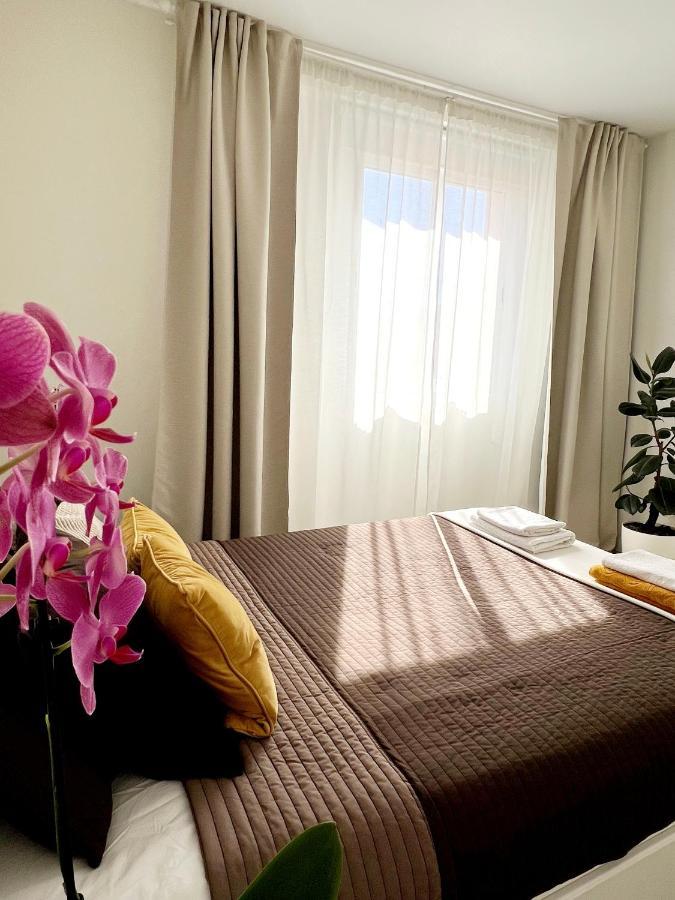 Cozy Modren Apartment On Malvarrosa Beach Valencia Exterior foto